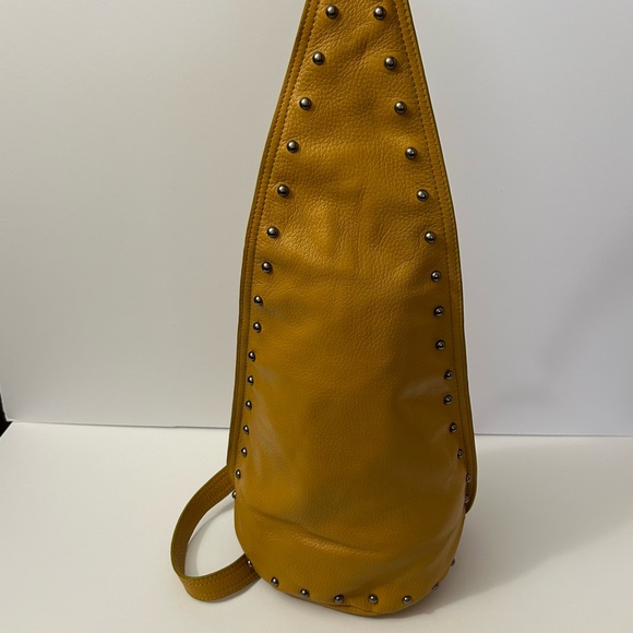 Patti for Hung on U - Yellow Leather Sling/Crossbody Bag - Picture 5 of 15